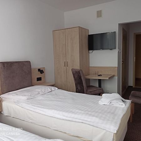 Hotel Odr Sulechów Esterno foto