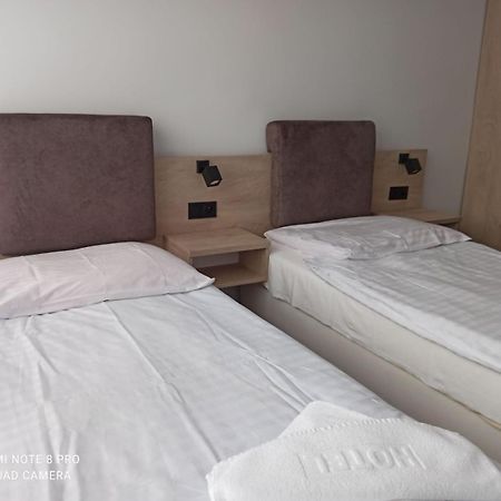 Hotel Odr Sulechów Esterno foto