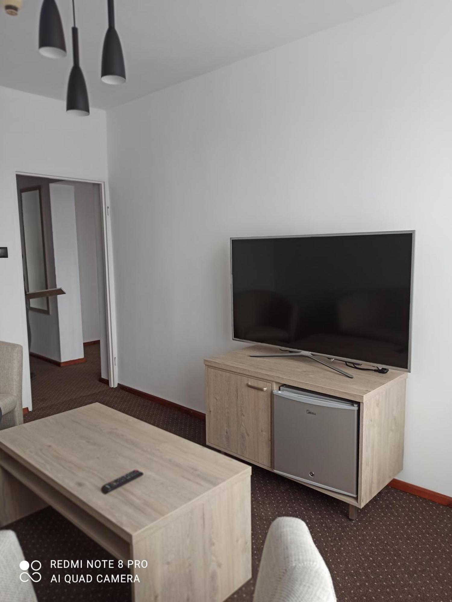 Hotel Odr Sulechów Esterno foto