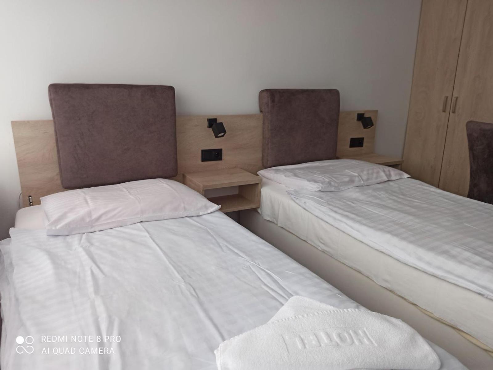 Hotel Odr Sulechów Esterno foto