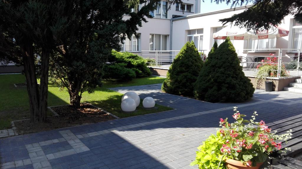 Hotel Odr Sulechów Esterno foto