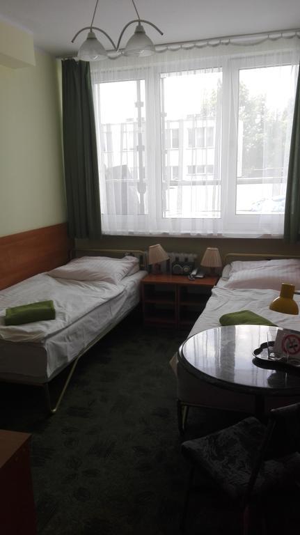 Hotel Odr Sulechów Esterno foto